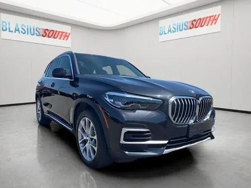 2023 BMW X5 xDrive40i AWD photo