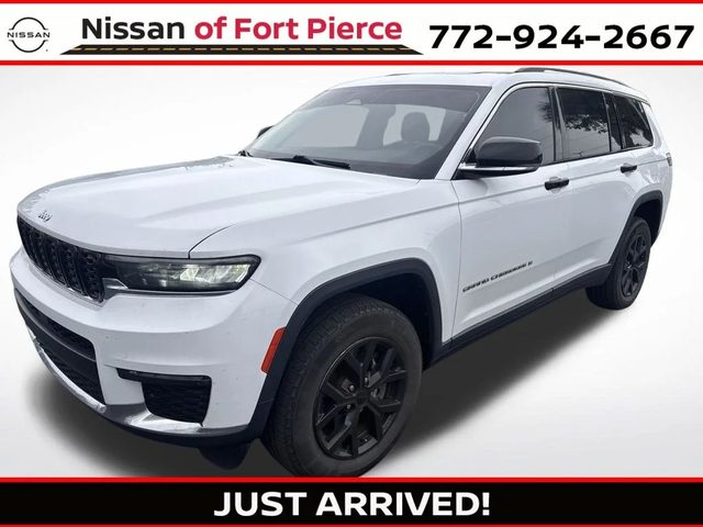 2023 Jeep Grand Cherokee L Limited 4WD photo