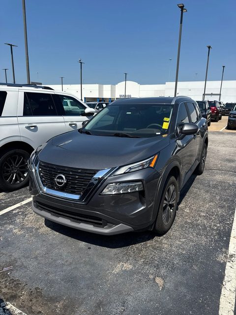 2023 Nissan Rogue SV FWD photo