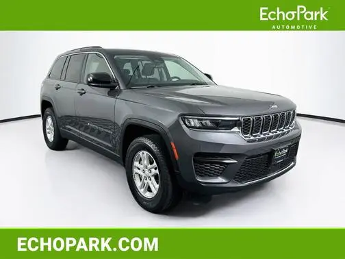 2023 Jeep Grand Cherokee Laredo 4WD photo