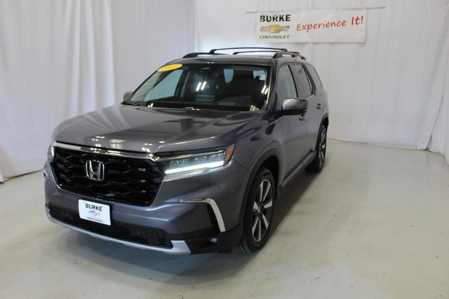 2023 Honda Pilot Elite AWD photo