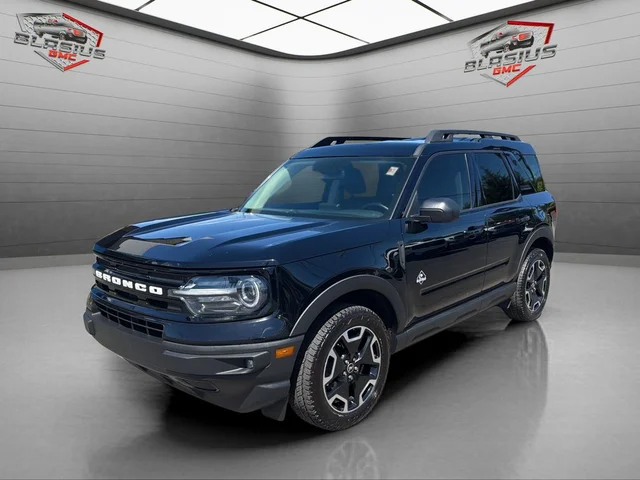 2023 Ford Bronco Sport Outer Banks 4WD photo