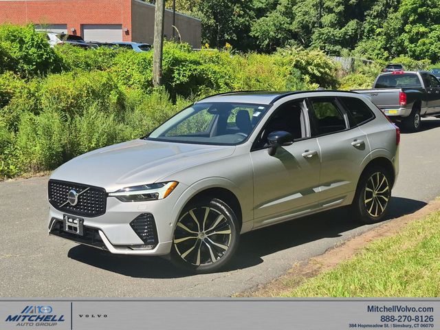 2023 Volvo XC60 Plus Dark Theme AWD photo