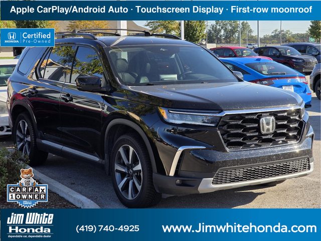 2023 Honda Pilot Touring AWD photo