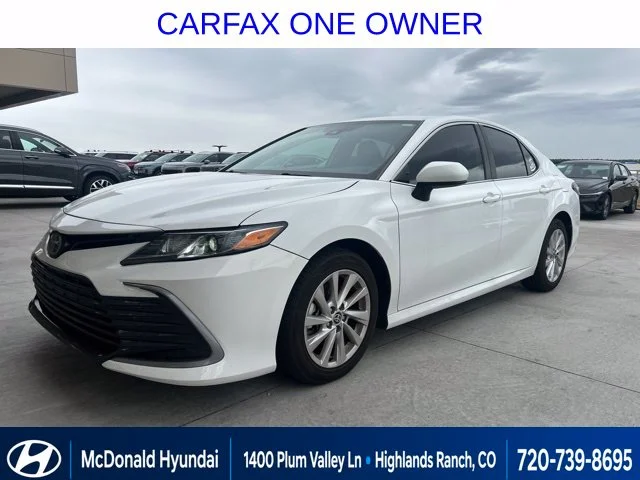 2023 Toyota Camry LE FWD photo
