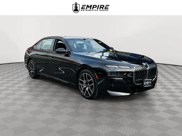 2023 BMW 7 Series 760i xDrive AWD photo