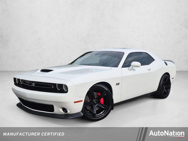 2023 Dodge Challenger R/T RWD photo