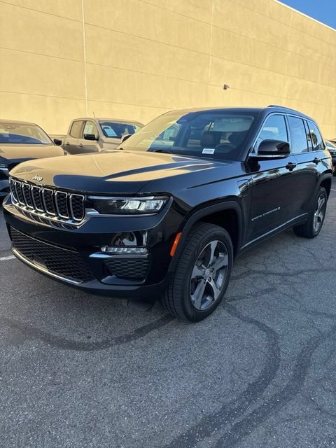 2023 Jeep Grand Cherokee  4WD photo