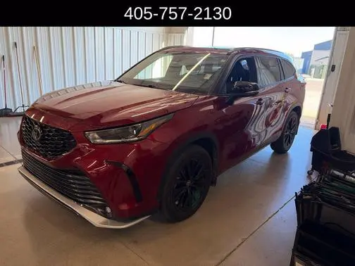 2023 Toyota Highlander XSE FWD photo