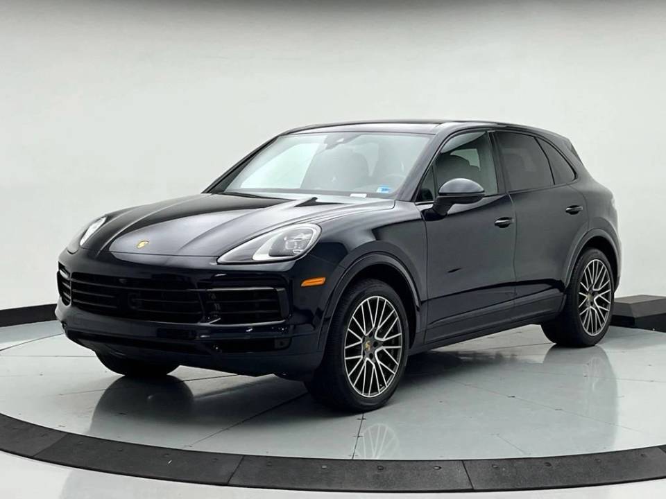 2023 Porsche Cayenne  AWD photo