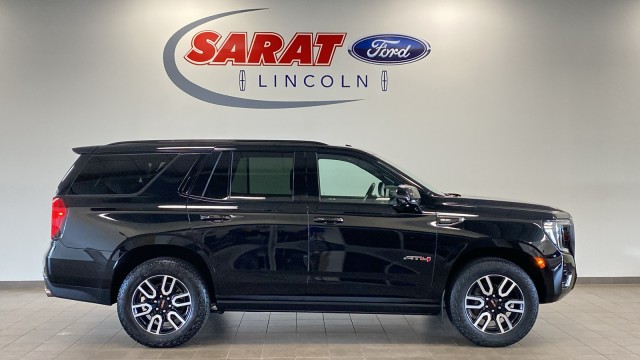 2023 GMC Yukon AT4 4WD photo