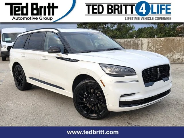 2023 Lincoln Aviator Reserve AWD photo
