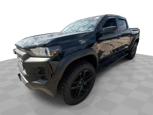 2023 Chevrolet Colorado 4WD Trail Boss 4WD photo