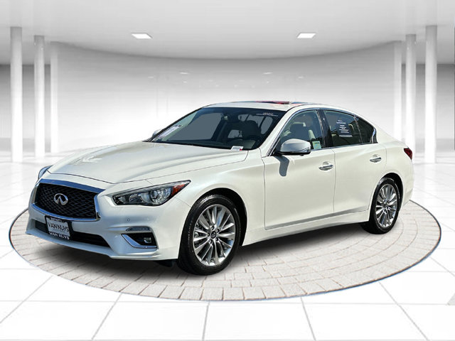2023 Infiniti Q50 LUXE AWD photo