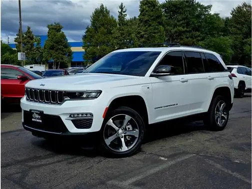 2023 Jeep Grand Cherokee  4WD photo