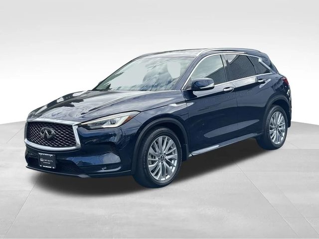 2023 Infiniti QX50 LUXE AWD photo