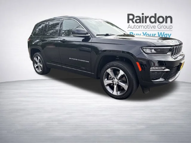 2023 Jeep Grand Cherokee  4WD photo