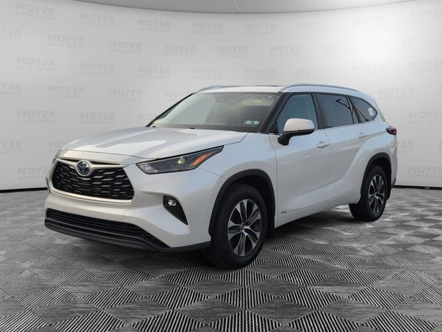 2023 Toyota Highlander Hybrid XLE AWD photo
