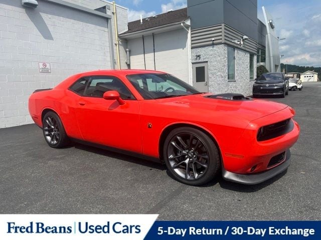 2023 Dodge Challenger R/T Scat Pack RWD photo