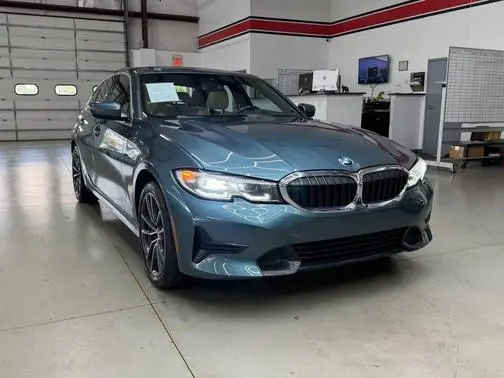2021 BMW 3 Series 330i xDrive AWD photo
