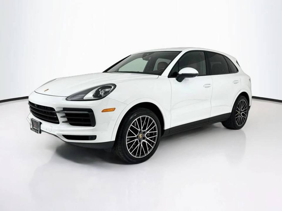 2023 Porsche Cayenne AWD photo
