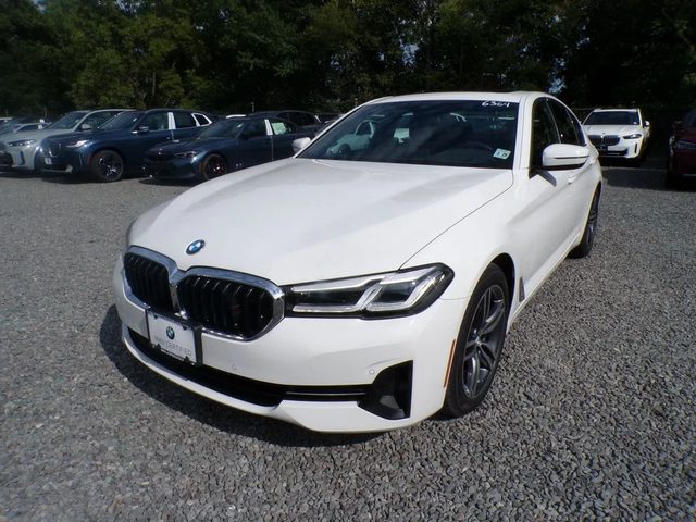 2023 BMW 5 Series 530i xDrive AWD photo