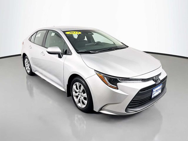 2023 Toyota Corolla LE FWD photo