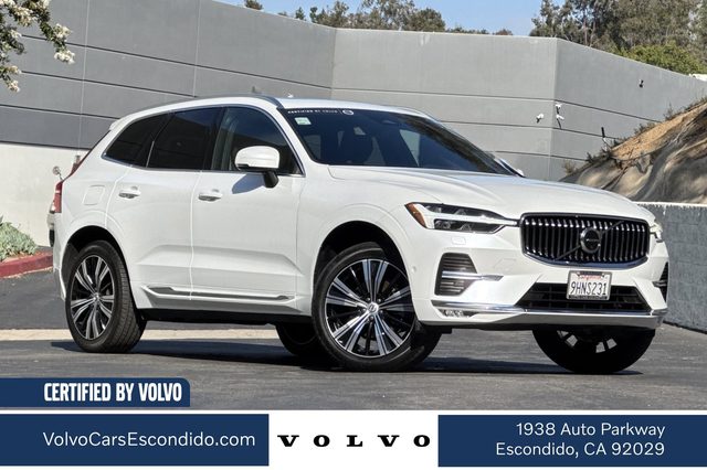 2023 Volvo XC60 Plus Bright Theme FWD photo