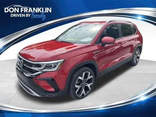 2023 Volkswagen Taos SEL AWD photo