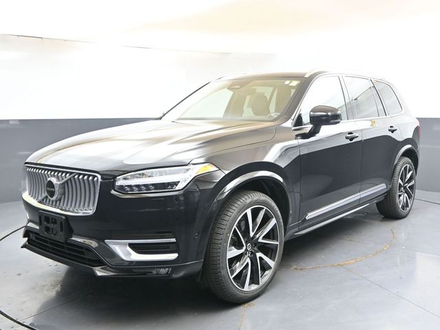 2023 Volvo XC90 Plus AWD photo