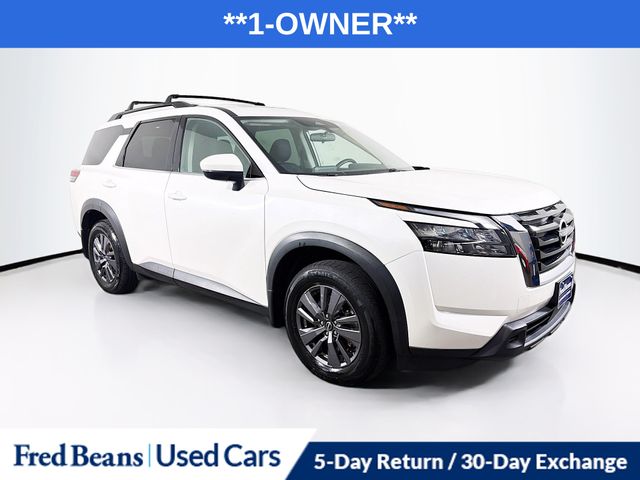 2023 Nissan Pathfinder SV 4WD photo