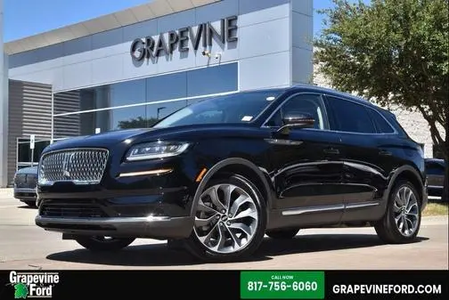 2023 Lincoln Nautilus Reserve AWD photo