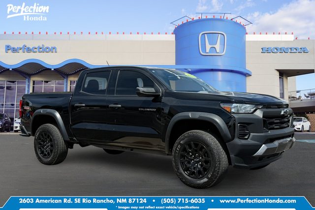 2023 Chevrolet Colorado 4WD Trail Boss 4WD photo