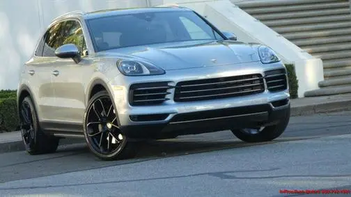 2021 Porsche Cayenne S AWD photo