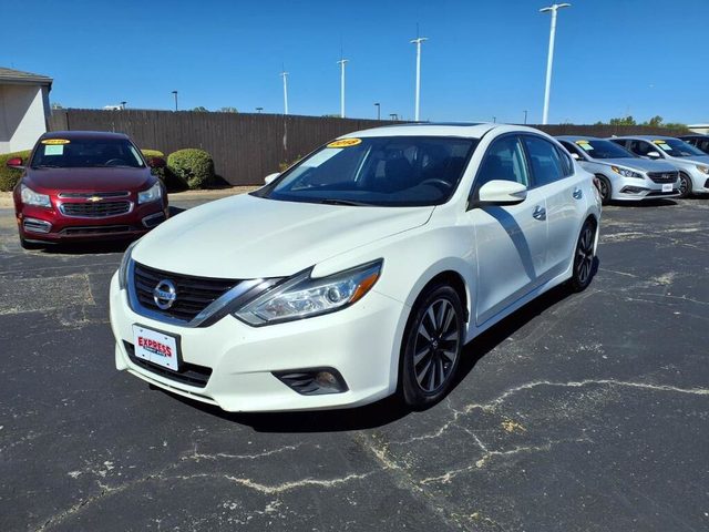 2018 Nissan Altima 2.5 SV FWD photo
