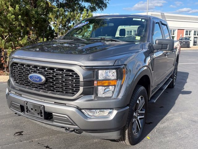 2023 Ford F-150 XL 4WD photo