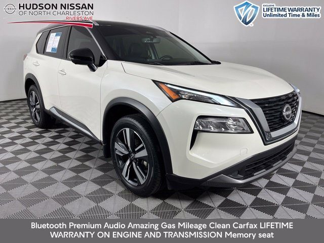 2023 Nissan Rogue SL FWD photo