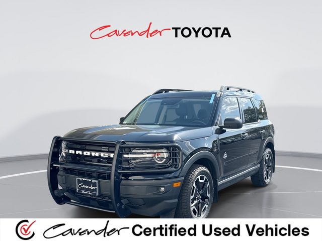 2023 Ford Bronco Sport Outer Banks 4WD photo