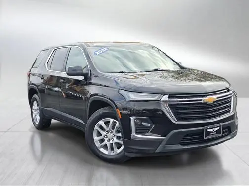 2022 Chevrolet Traverse LS FWD photo