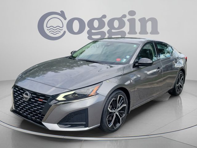 2023 Nissan Altima 2.5 SR FWD photo