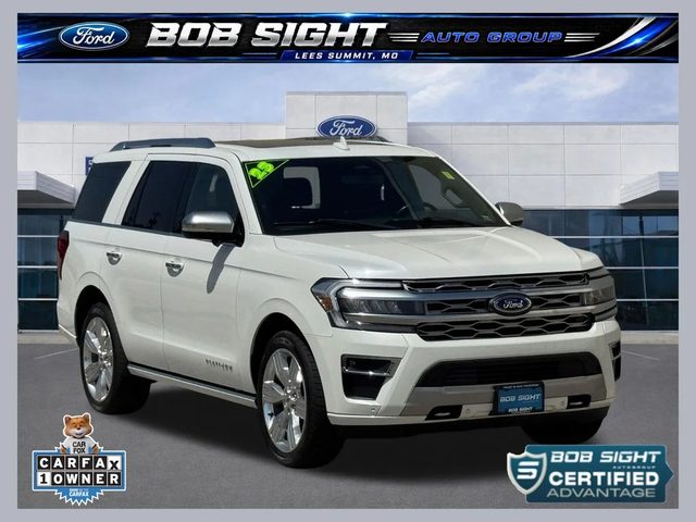 2023 Ford Expedition Platinum 4WD photo