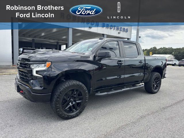 2023 Chevrolet Silverado 1500 LT Trail Boss 4WD photo