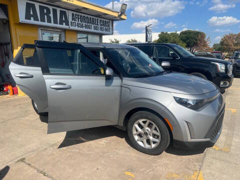 2023 Kia Soul LX FWD photo