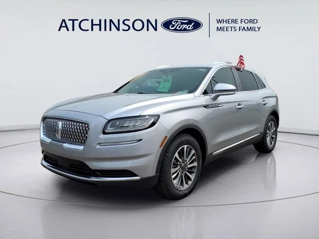2023 Lincoln Nautilus Standard FWD photo