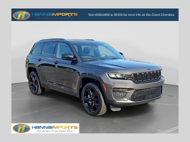 2023 Jeep Grand Cherokee Altitude RWD photo