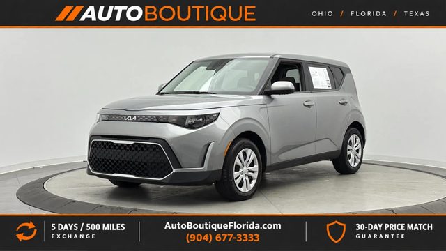 2023 Kia Soul LX FWD photo