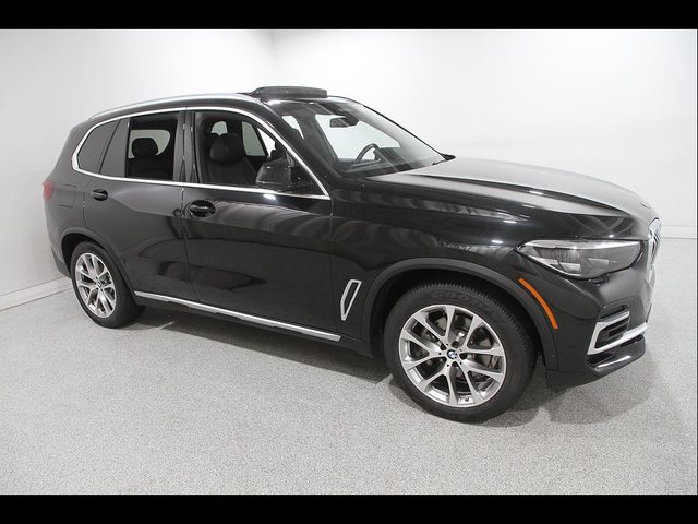 2023 BMW X5 xDrive40i AWD photo