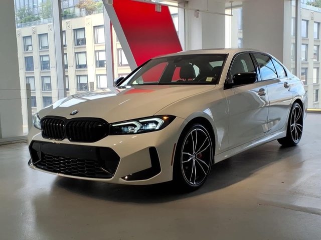 2023 BMW 3 Series 330i xDrive AWD photo