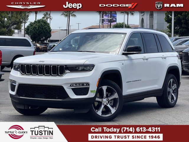2023 Jeep Grand Cherokee  4WD photo