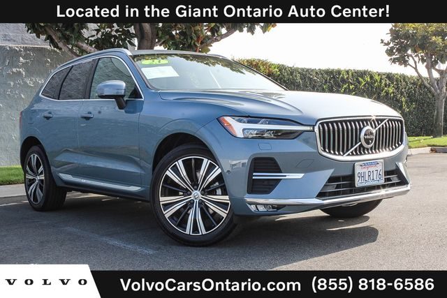 2023 Volvo XC60 Plus Bright Theme FWD photo